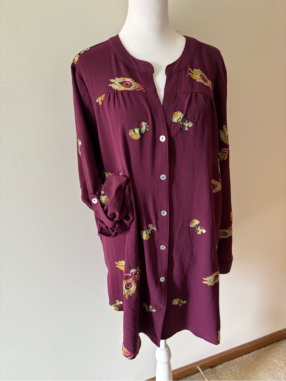 Plus Size; Big & Tall Fig & Flower Embroidered Plum Banded Tunic Woman’s 1X BoHo